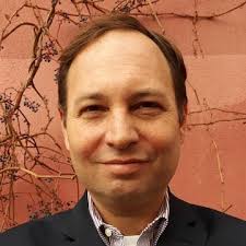 HOUSEGUEST Magazine July 2017 #10 Contributors