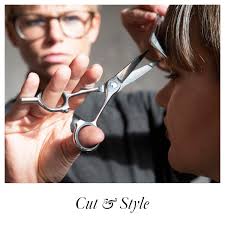 Ursula Bliss Friseur (@Ursula_Bliss)