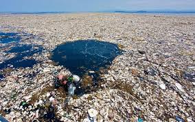 Resultado de imagen de mar plastico fotos