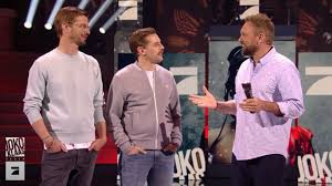 Seit mai 2013 führt sie zusammen mit simon beeck alle vier wochen beim radiosender 1 live durch die nachmittagssendung. Joko Und Klaas Gegen Prosieben Sieger Bereits In Show Verraten Zuschauer Emport Welt