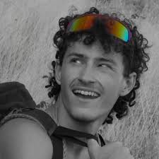 ✨ C'est avec une immense joie que je vous annonce ma prise de fonction en  tant que Business Manager au sein de la Junior-Entreprise de l'Industrie  AMJE Paris ! ✨ 🏆 Après