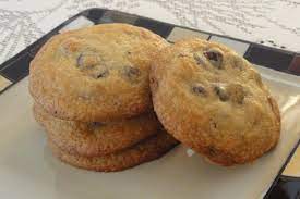 Hersheys Classic Chocolate Chip Cookies Recipe - Foodcom Hershey Chocolate Chip Cookies Classic Chocolate Chip Cookies Recipe Cookies Recipes Chocolate Chip