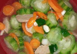Oyong atau disebut juga dengan kisik ini sudah biasa dikonsumsi sebagai bahan makanan karena terkenal sebagai obat untuk berbagai penyakit. Bagaimana Membuat Sayur Bening Oyong Baso Wortel Anti Gagal Kreasi Masakan