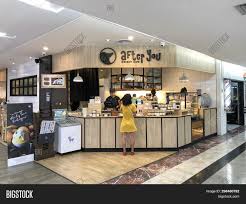 Sendo um cliente regular de todos os after you cafe, morando na tailândia por muitos anos, nunca experimentei um serviço tão. Bangkok Thailand 29 Image Photo Free Trial Bigstock