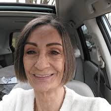 Linda "KYLE" Lukins (@aginghotie) • Instagram photos and videos