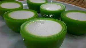 Tekstur kuih ni lembut serta mudah untuk dibuat kerana menggunakan sukatan cawan. Ini Petua Kuih Nona Manis Jadi Cantik Dan Licin Guna Sukatan Cawan Dan Salutan Plastik Aje Mesti Cuba Keluarga