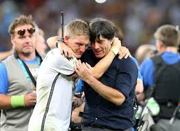 In the spring of 2013, joachim löw was leaning loosely against the bar week in, week out in a coffee shop in freiburg, germany, with a coffee cup by one ear. Bundestrainer Low Im Interview Nach Dem Wm Titel 2014