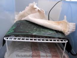 This widely known, modern adaptation to natural brooding is generally known as the mama heating pad (mhp) method. My Redneck Brooder Box The Self Sufficient Homeacre
