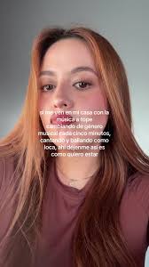 Si Me Ven En Mi Casa Solo Con La Musica A Tope