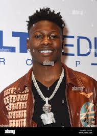 Marquise brown hi-res stock photography and images