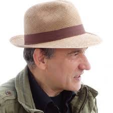 Alvaro Forero's Instagram, Twitter & Facebook