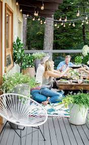 The Casual Chic Soiree You Need To Throw This Summer Style At Home Patio Inspiration Outdoor Party Decorations House Styles