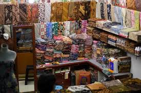 Rekomendasi 11 Tempat Belanja Batik Jogja Yang Jadi Langganan Turis Bukareview