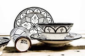 Black And White Plates And Bowls Black And White Zoco Home Smuk
