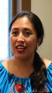 Adriana Rocha's Instagram, Twitter & Facebook