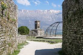 Ferienwohnungen sind die meist gebuchten objektarten in albanien. 20 Tipps Darum Lohnt Sich Eine Reise Nach Albanien Comewithus2