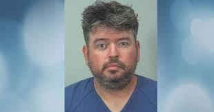 Man exposed himself in 'offensively sexual way' to 2 women, police say