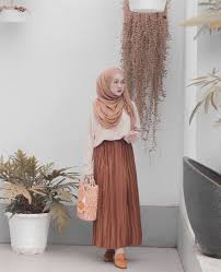 Check spelling or type a new query. 7 Ide Gaya Rok Plisket Mocca Untuk Hijab Coba Galadiva Com