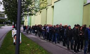 „sigur ca da, avem inregistrari video unde persoanele care sunt aduse vorbesc despre faptul cat primesc, pana la ce ora stau, la ce ora sunt. PanÄƒ La Ce OrÄƒ Se VoteazÄƒ Se Inchid Sau Nu Urnele La 21 00 Chiar È™i Acolo Unde S A Cerut Prelungirea Programului Impact