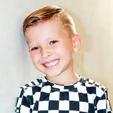 Aiden Flynn's Instagram, Twitter & Facebook