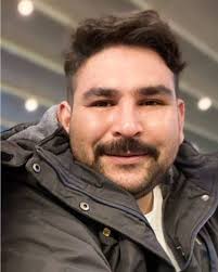 Hüseyin Erdal Kimdir?