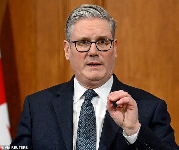 Starmer refuses to send warships: PM tells Trump UK is 'not ready' as US  asks for aid to protect the Strait of Hormuz | Daily Mail Online