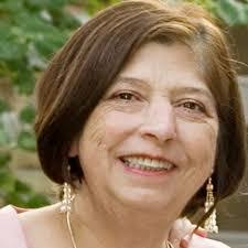 Laura Bender's Instagram, Twitter & Facebook