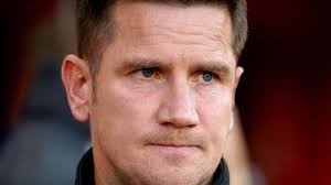 Crewe boss Lee Bell hits out at 'unacceptable' first-half display