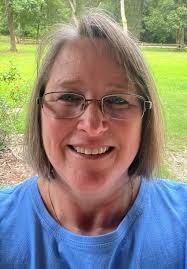 Tabitha Whitten's Instagram, Twitter & Facebook