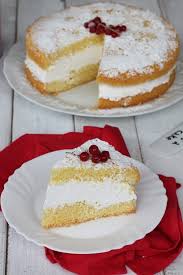 Torta Mimosa Furba La Ricetta Facile Con Un Solo Pan Di Spagna E Una Crema Pazzesca Ricette Dolci Dolci Ricette