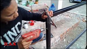 Nah, cukup mudah bukan cara memberihkan kusen aluminium ini. Cara Membuat Jendela Alumunium Dengan Bahan Casmen 3 Profil By Dunia Alumunium Kaca