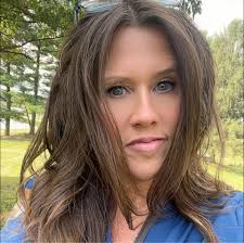 Jennifer Radigan's Instagram, Twitter & Facebook