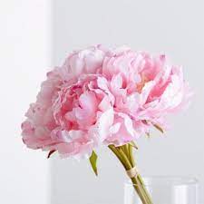 Flower Arrangement Ideas Creating Pretty Vignettes With Pink Flowers Flower Arrangements Faux Flowers White Peonies