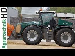 Claas Jaguar 980 Hackselt Mais Mit Claas Xerion 5000 Und Axion Abfuhrges Traktoren Landmaschinen Schlepper