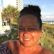 Lori Sturgeon's Instagram, Twitter & Facebook