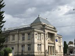 Un muzeu ce merită vizitat. Obiective Turistice Importante In Targoviste Si Imprejurimi I L Caragiale Manesti Si Baltita Tara Dacilor