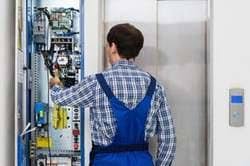 24/7 Lift Emergency