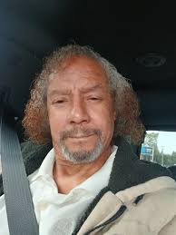 Does anyone in North Babylon, NY get together to play Rummikub?