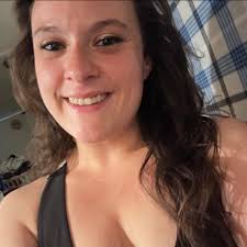 Is The UPS store in Grove Park open for Amazon returns?