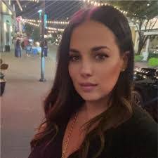 Amelia Holguin's Instagram, Twitter & Facebook