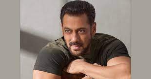 Полное имя — абдул рашид салим салман кхан (abdul rashid salim salman khan). Salman Khan In Jail Used The Same Mug For Toiletry Usage Having Tea Global Circulate
