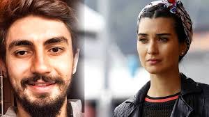 Tuba büyüküstünün annesini goren hayret etti. Adeta Bir Asi Kiz Oldu Tuba Buyukustun Un Son Bir Yil Icinde Degisen Hayati Ve Imaji Onedio Com
