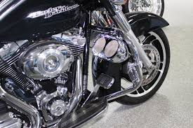 Since this is a car nut forum i thought it was a good idea to share with you how to simply make custom speaker pods.(i'll attempt to at least). Quad 4in Chrome Crashbar Speakers So Cal Cycle Sound