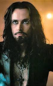 Pin By Sarah Vegetabile On Fangasms David Tennant David Tennant Doctor Who David Tennant Peter Vincent