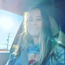 Mindy Baldwin's Instagram, Twitter & Facebook