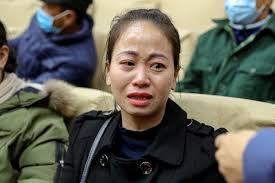 Những phụ nữ kiên cường, vượt qua nỗi đau để cứu sống... người dưng