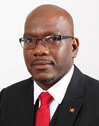 Community Shocked: Education Minister Responds to Student Altercations