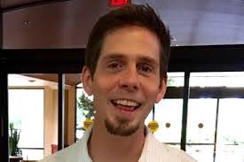 Robert Benbow's Instagram, Twitter & Facebook