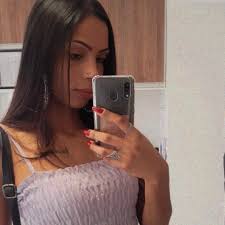 Stream Fernanda Vitachi music