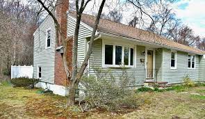 Norfolk kitchen & bath braintree specializes in kitchen and bath design and sales. 105 Norfolk Rd Braintree Ma 02184 Mls 72818600 Coldwell Banker